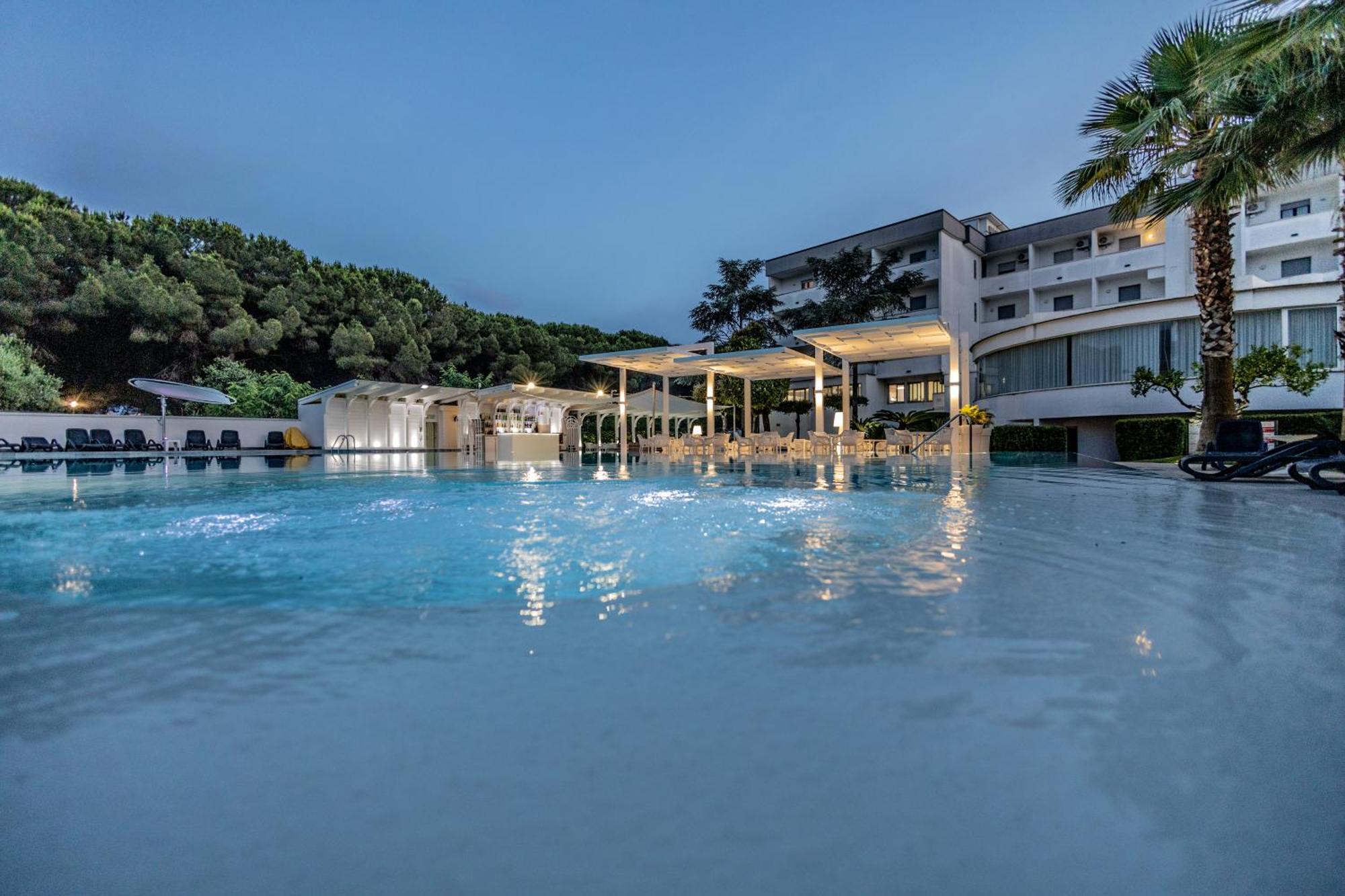 Hotel Le Palme Paestum Exterior foto